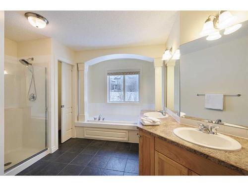 66 Tuscany Ridge Close Nw, Calgary, AB - Indoor Photo Showing Bathroom