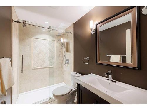 66 Tuscany Ridge Close Nw, Calgary, AB - Indoor Photo Showing Bathroom