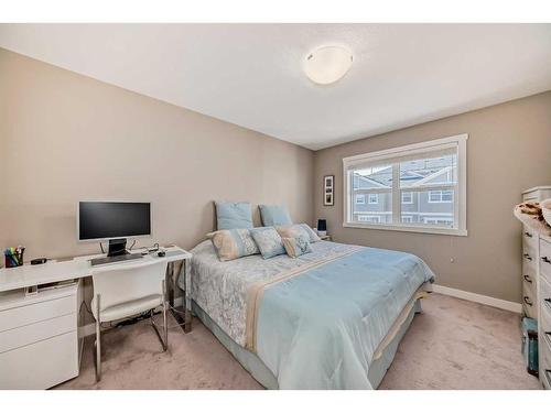 806 Evanston Manor Nw, Calgary, AB - Indoor Photo Showing Bedroom