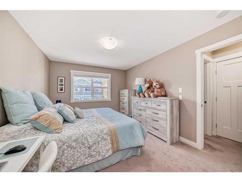 806 Evanston Manor Nw, Calgary, AB - Indoor Photo Showing Bedroom