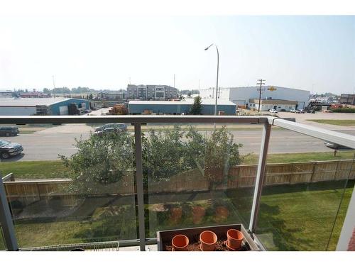 1314-604 East Lake Boulevard Ne, Airdrie, AB - Outdoor With View