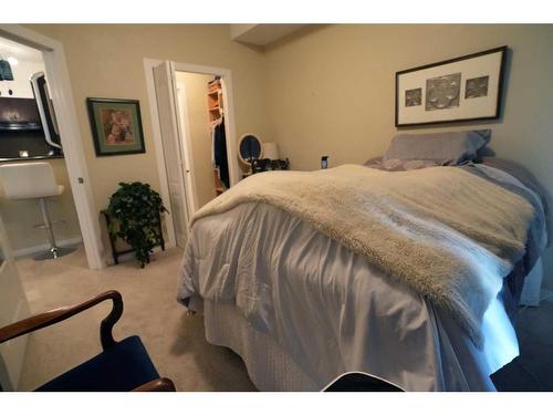 1314-604 East Lake Boulevard Ne, Airdrie, AB - Indoor Photo Showing Bedroom