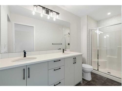 1049 Creekview Drive Sw, Calgary, AB - Indoor Photo Showing Bathroom