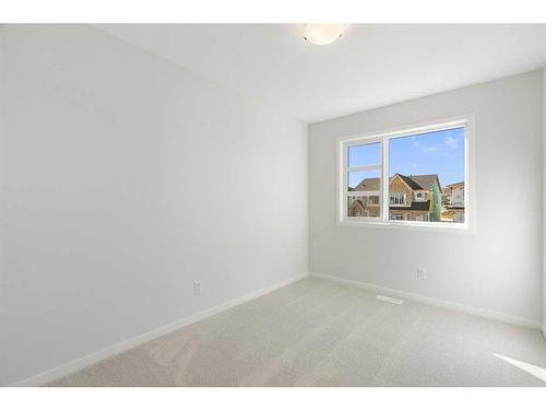 1049 Creekview Drive Sw, Calgary, AB - Indoor Photo Showing Other Room