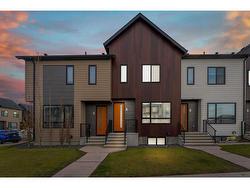 35 Redstone Boulevard NE Calgary, AB T3N 1B5