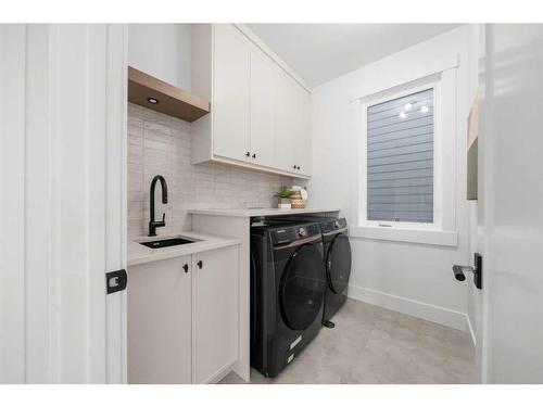 2504 19A Street Sw, Calgary, AB - Indoor Photo Showing Laundry Room