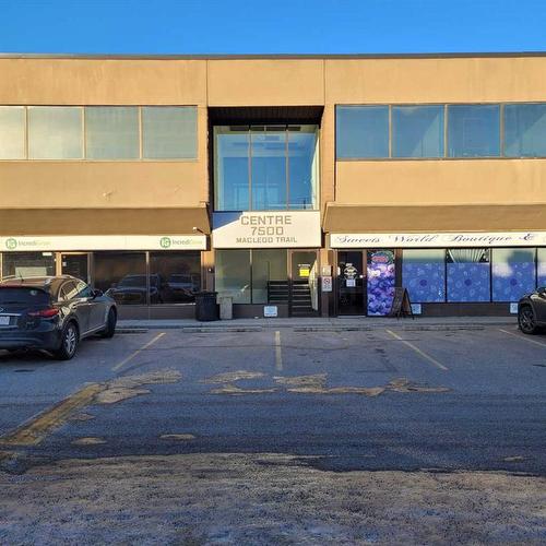 7500 Macleod Trail, Calgary, AB 