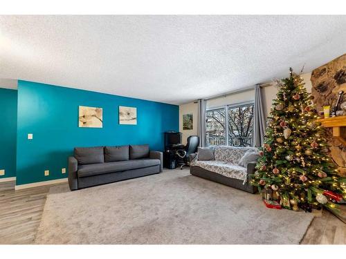 202-1625 14 Avenue Sw, Calgary, AB - Indoor