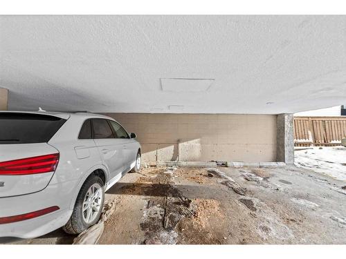 202-1625 14 Avenue Sw, Calgary, AB -  Photo Showing Garage