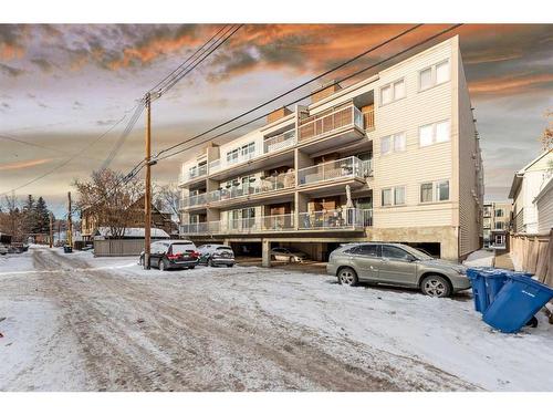 202-1625 14 Avenue Sw, Calgary, AB - Outdoor