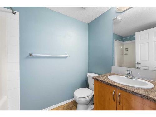 2105-700 Willowbrook Road Nw, Airdrie, AB - Indoor Photo Showing Bathroom