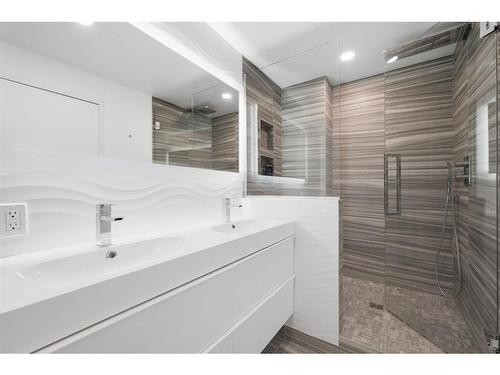 503-330 15 Avenue Sw, Calgary, AB - Indoor Photo Showing Bathroom