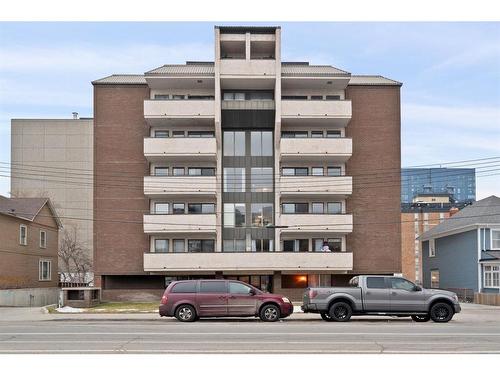 503-330 15 Avenue Sw, Calgary, AB - Outdoor With Balcony With Facade