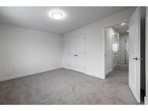 3555 Chestermere Boulevard, Chestermere, AB - Indoor Photo Showing Other Room