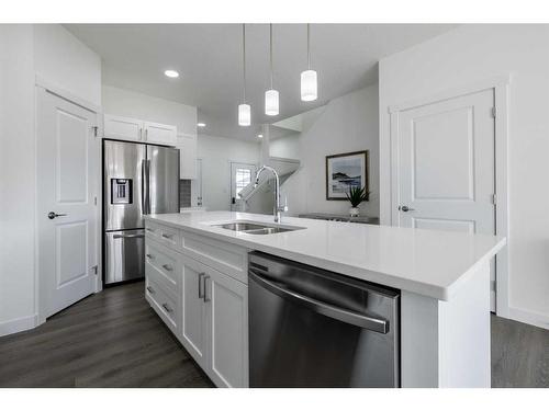 3093 Key Drive Sw, Airdrie, AB - Indoor Photo Showing Kitchen With Double Sink With Upgraded Kitchen