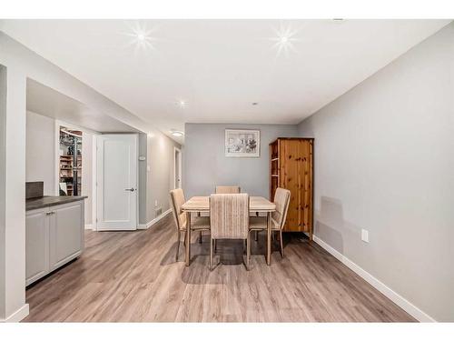 1204 60 Street Se, Calgary, AB - Indoor Photo Showing Dining Room