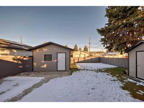 1204 60 Street Se, Calgary, AB - Outdoor