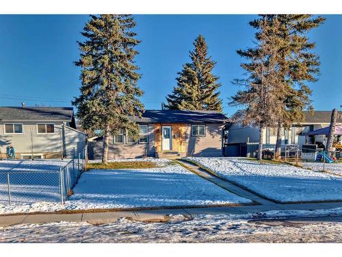 1204 60 Street Se, Calgary, AB - Outdoor