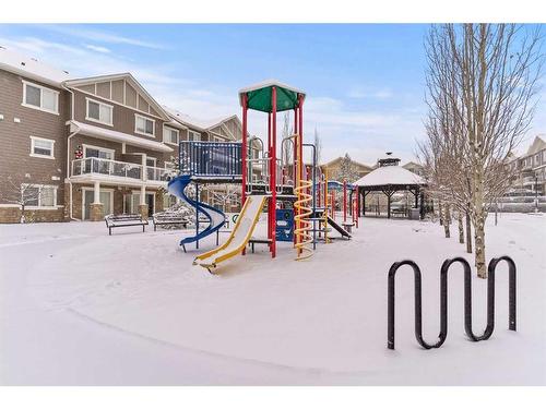 1545 Symons Valley Parkway Nw, Calgary, AB - Outdoor