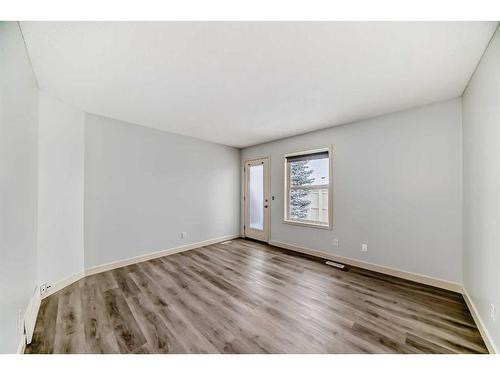 265 Saddlebrook Point Ne, Calgary, AB - Indoor Photo Showing Other Room