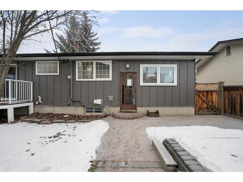 752 Fortalice Crescent Se, Calgary, AB - Outdoor