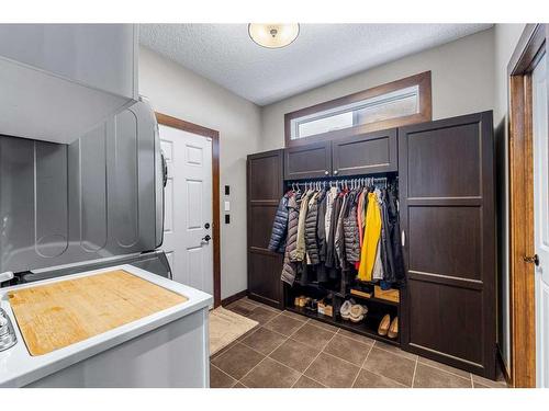 624 Quarry Way Se, Calgary, AB - Indoor Photo Showing Other Room