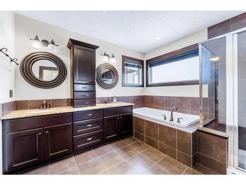 624 Quarry Way Se, Calgary, AB - Indoor Photo Showing Bathroom