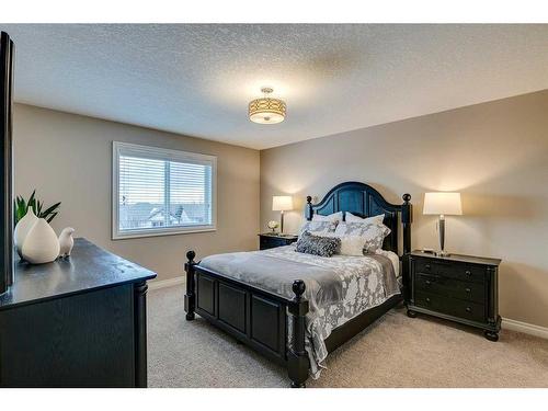 151 Auburn Sound Circle Se, Calgary, AB - Indoor Photo Showing Bedroom