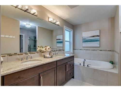 151 Auburn Sound Circle Se, Calgary, AB - Indoor Photo Showing Bathroom