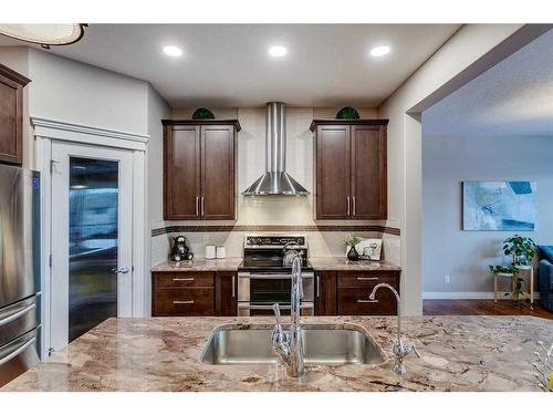 151 Auburn Sound Circle Se, Calgary, AB - Indoor Photo Showing Kitchen With Double Sink With Upgraded Kitchen