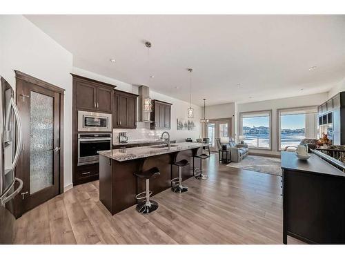 181 Muirfield Boulevard, Lyalta, AB - Indoor Photo Showing Kitchen With Stainless Steel Kitchen With Upgraded Kitchen