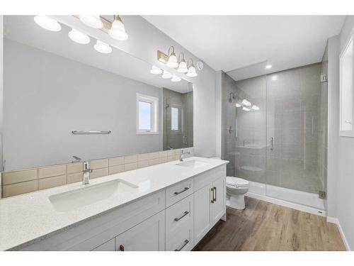 11 Cityline Manor Ne, Calgary, AB - Indoor Photo Showing Bathroom