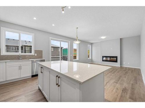 11 Cityline Manor Ne, Calgary, AB - Indoor Photo Showing Kitchen With Upgraded Kitchen