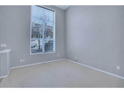 326 Toscana Gardens Nw, Calgary, AB - Indoor Photo Showing Other Room