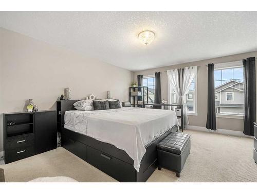 44 Covecreek Mews Ne, Calgary, AB - Indoor Photo Showing Bedroom