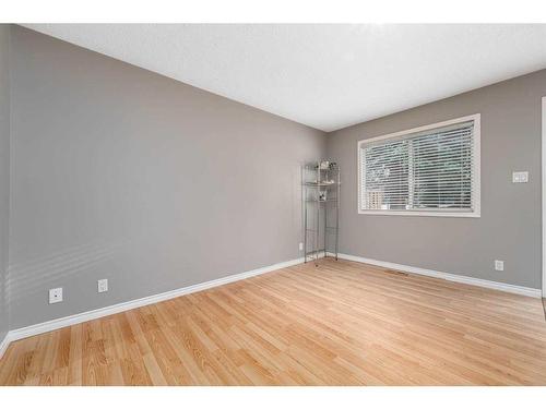 12-287 Southampton Drive Sw, Calgary, AB - Indoor Photo Showing Other Room