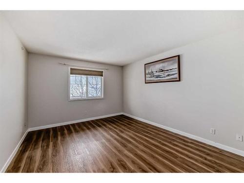 1313-928 Arbour Lake Road Nw, Calgary, AB - Indoor Photo Showing Other Room