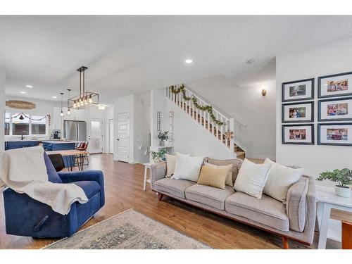 116 Walgrove Drive Se, Calgary, AB - Indoor Photo Showing Living Room