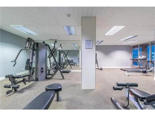 105-4944 Dalton Drive Nw, Calgary, AB - Indoor Photo Showing Gym Room