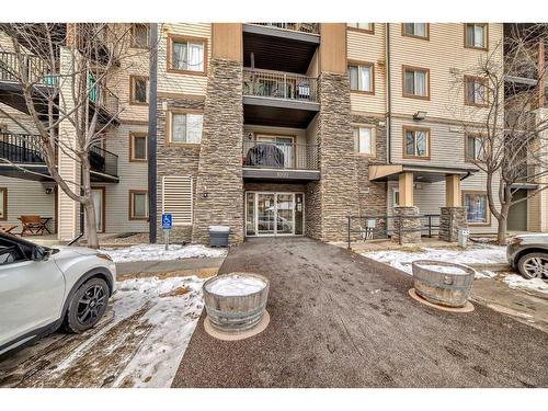 1130-8 Bridlecrest Drive Sw, Calgary, AB - Outdoor