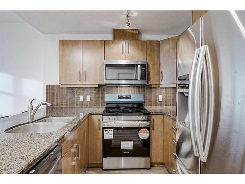 1807-210 15 Avenue Se, Calgary, AB - Indoor Photo Showing Kitchen With Double Sink