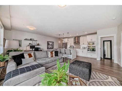 108-35 Walgrove Walk Se, Calgary, AB - Indoor Photo Showing Living Room