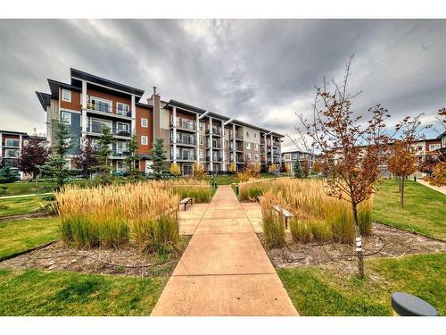 108-35 Walgrove Walk Se, Calgary, AB - Outdoor