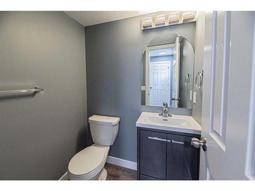 203 Falshire Way Ne, Calgary, AB - Indoor Photo Showing Bathroom