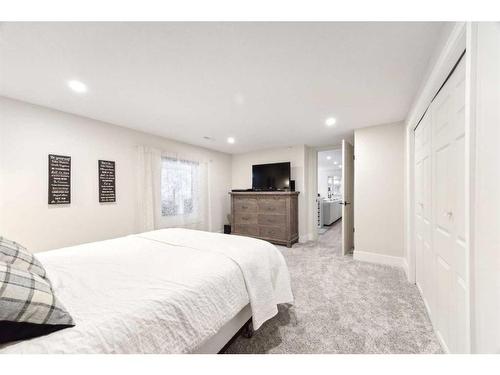 131 Canterbury Court Sw, Calgary, AB - Indoor Photo Showing Bedroom