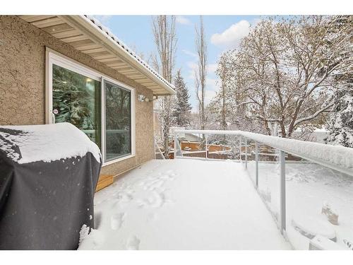 131 Canterbury Court Sw, Calgary, AB - Outdoor