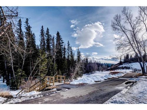 131 Canterbury Court Sw, Calgary, AB - Outdoor With View