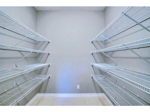 602 Edgefield Gate, Strathmore, AB - Indoor With Storage