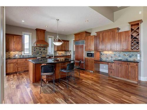 270009 Horse Creek Road, Rural Rocky View County, AB - Indoor Photo Showing Kitchen With Upgraded Kitchen