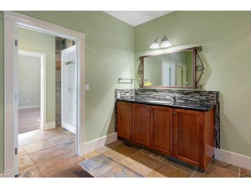 270009 Horse Creek Road, Rural Rocky View County, AB - Indoor Photo Showing Bathroom